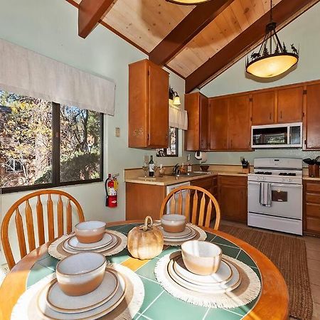 Everwood Serenity Treehouse Ontrail Head/Sledding Villa Биг Беър Лейк Екстериор снимка